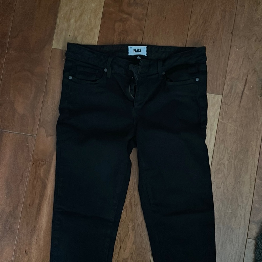 Black skinny jeans